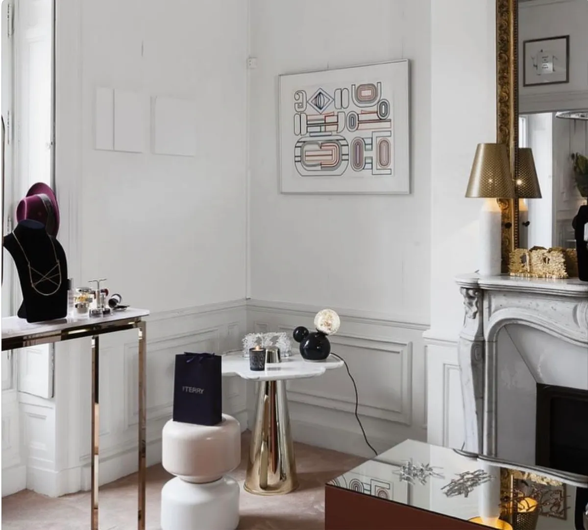 FIAC quand le design et l'art envahissent un splendide appartement éphémère Lord Anthony Cahn 